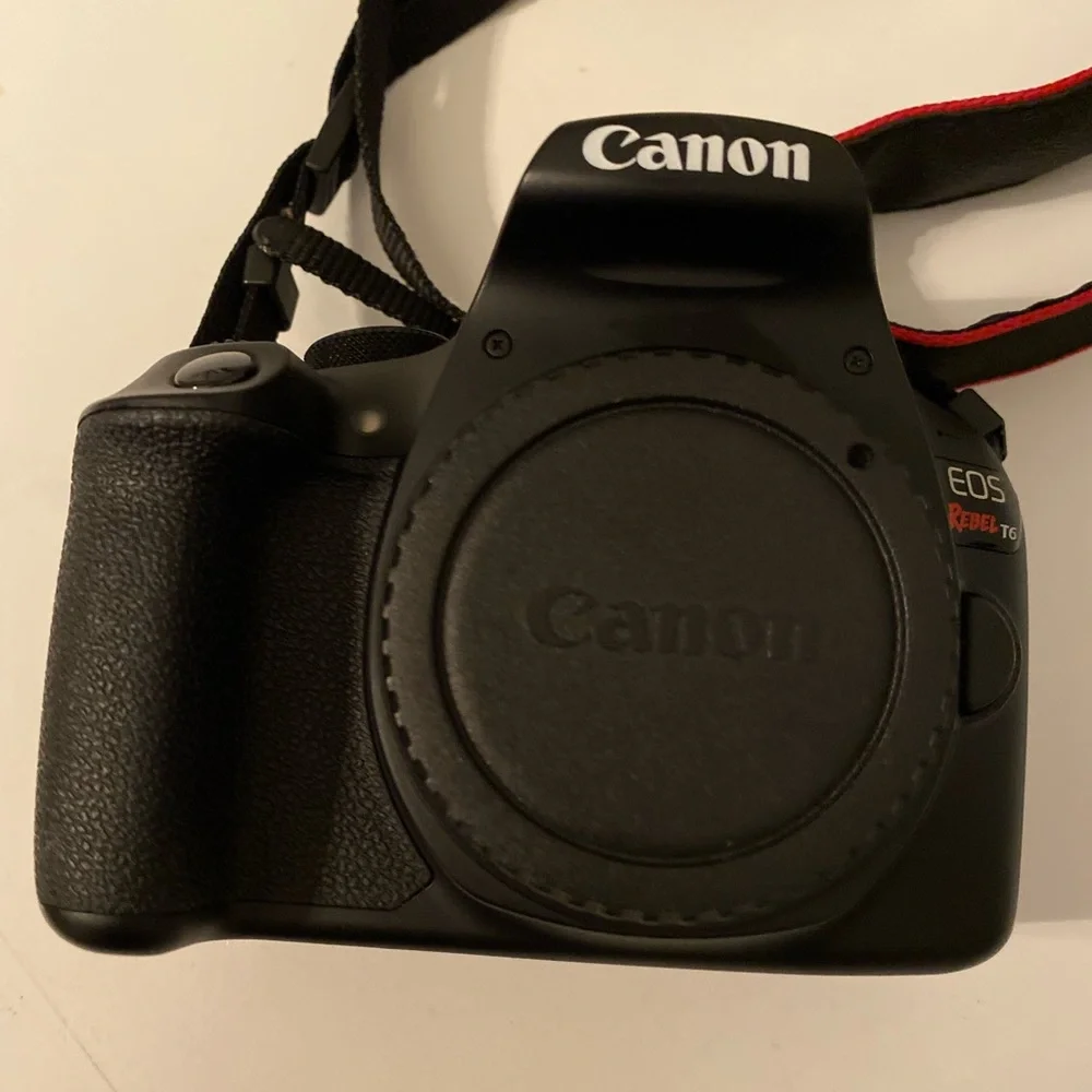 📸 Canon EOS Rebel T6 Body – Black | Barely Used | Original Box